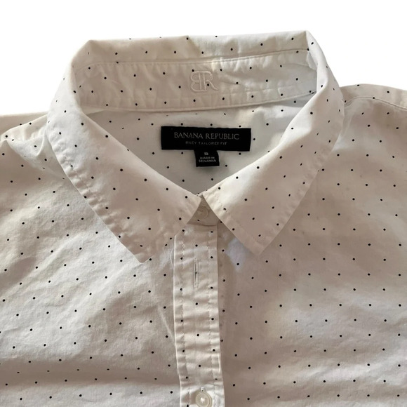 Banana Republic Summit Riley Tailored Fit White with Black Polka Dots NWOT - Picture 4 of 13